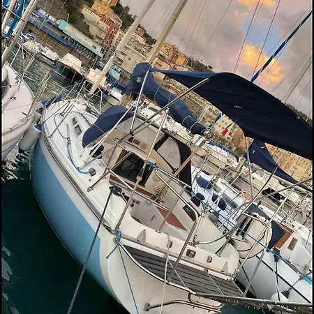 Guacuco Boat Bådhotel